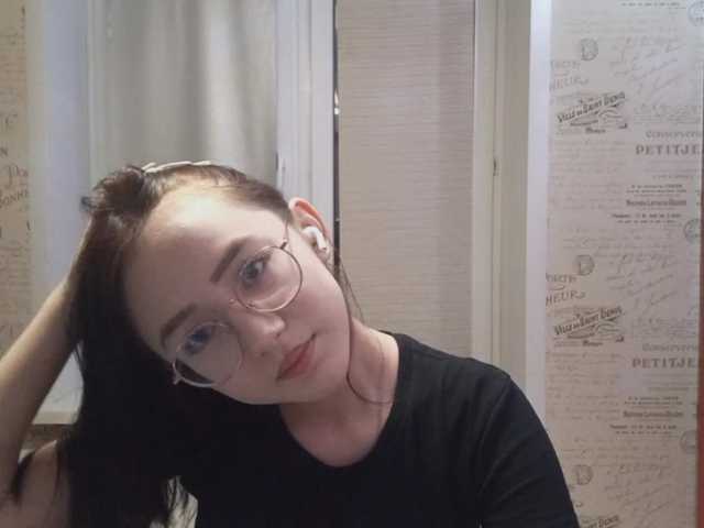 MyrleHenggeler live cam on BongaCams