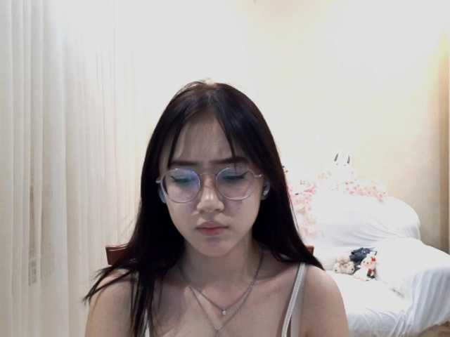 MyrleHenggeler live cam on BongaCams
