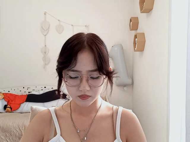 MyrleHenggeler live cam on BongaCams