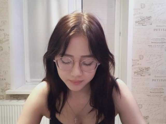 MyrleHenggeler live cam on BongaCams