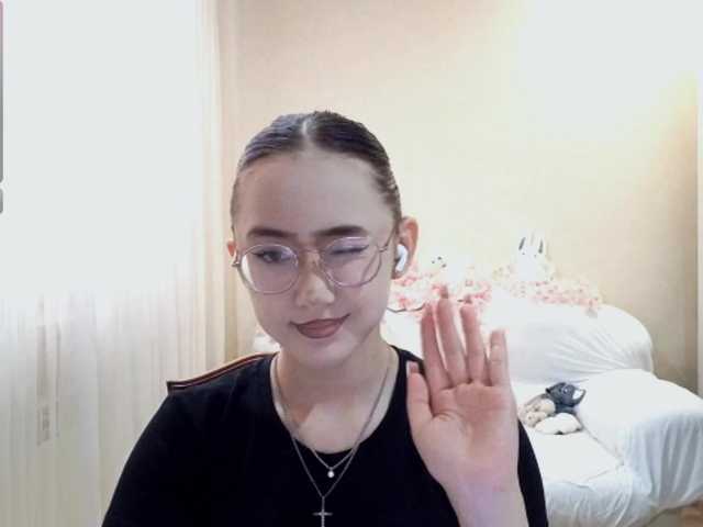 MyrleHenggeler live cam on BongaCams