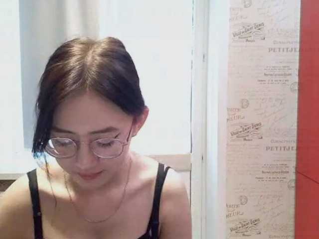 MyrleHenggeler live cam on BongaCams