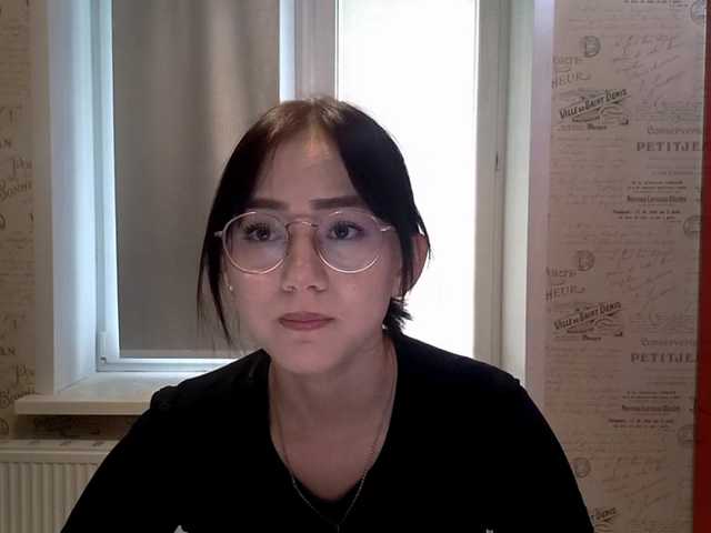 MyrleHenggeler live cam on BongaCams
