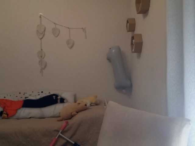 MyrleHenggeler live cam on BongaCams