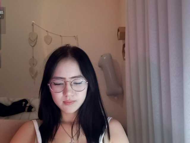 MyrleHenggeler live cam on BongaCams