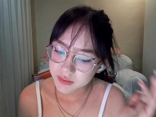 MyrleHenggeler live cam on BongaCams