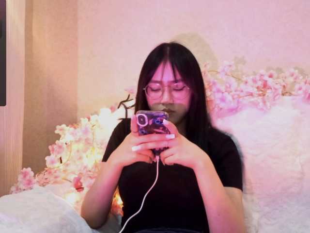 MyrleHenggeler live cam on BongaCams