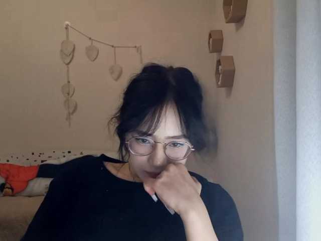 MyrleHenggeler live cam on BongaCams