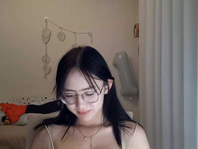 MyrleHenggeler live cam on BongaCams