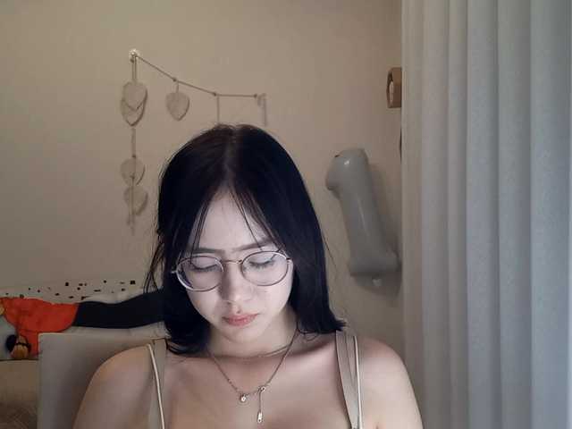MyrleHenggeler live cam on BongaCams