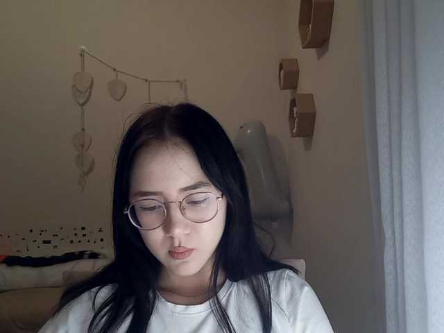 MyrleHenggeler live cam on BongaCams