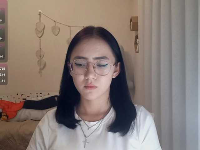 MyrleHenggeler live webcam show