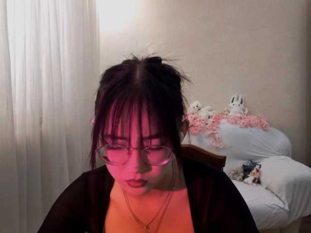 MyrleHenggeler live cam on BongaCams