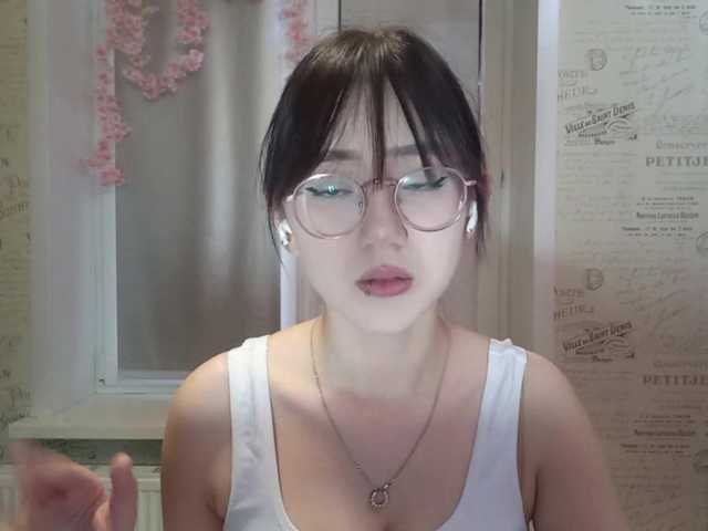 MyrleHenggeler live cam on BongaCams