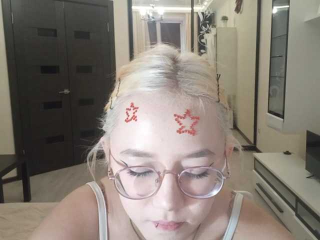 MyrleHenggeler live cam on BongaCams