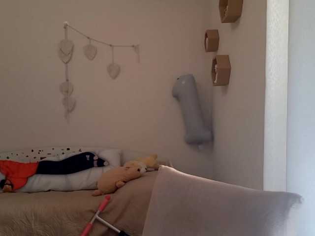 MyrleHenggeler live cam on BongaCams