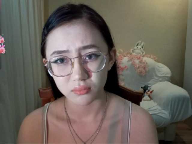 MyrleHenggeler live cam on BongaCams