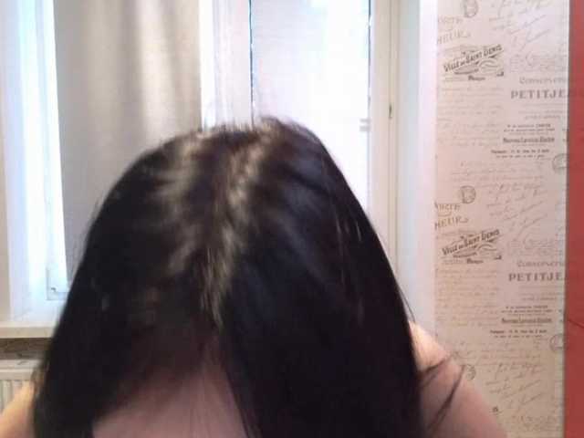 MyrleHenggeler live cam on BongaCams