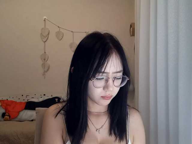 MyrleHenggeler live cam on BongaCams