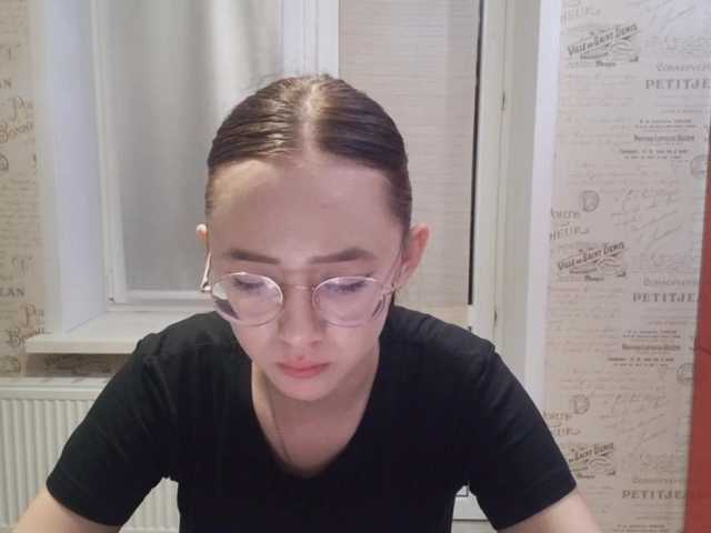 MyrleHenggeler live cam on BongaCams
