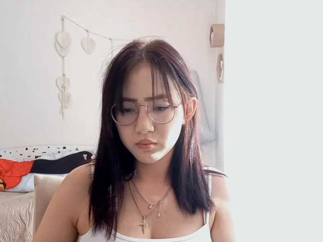 MyrleHenggeler live cam on BongaCams