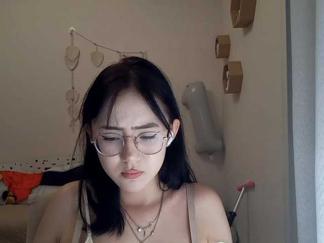 MyrleHenggeler live cam on BongaCams