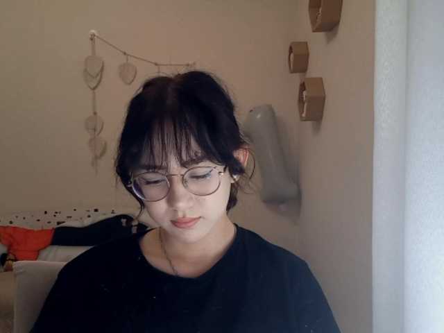 MyrleHenggeler live cam on BongaCams