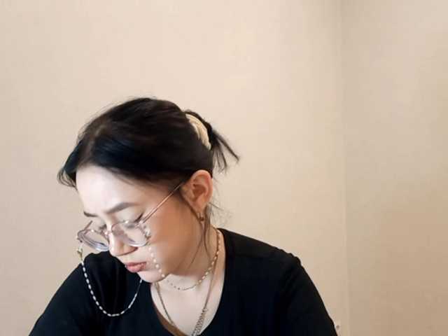 MyrleHenggeler's BongaCams show and profile