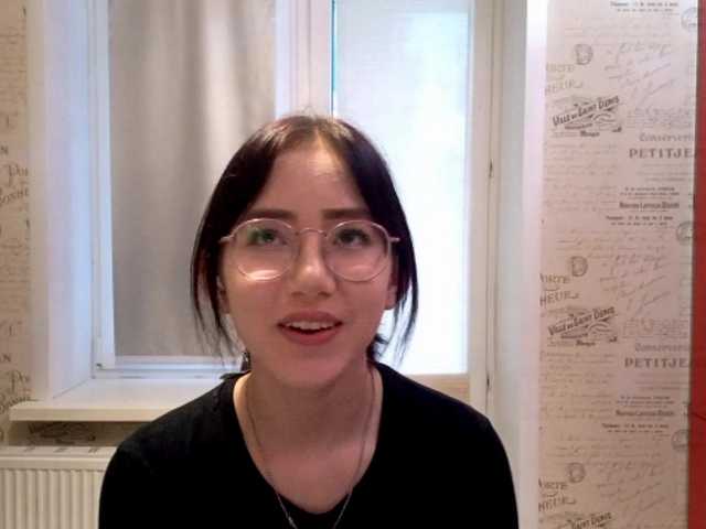 MyrleHenggeler live cam on BongaCams