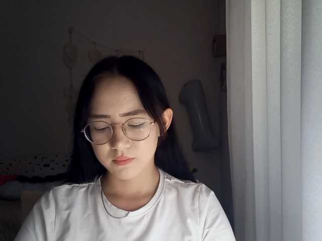 MyrleHenggeler live cam on BongaCams