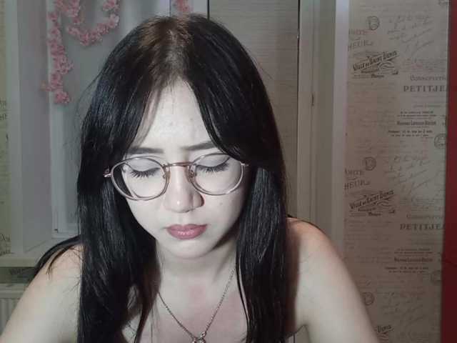 MyrleHenggeler live cam on BongaCams