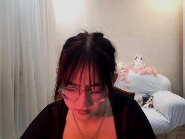 MyrleHenggeler live cam on BongaCams