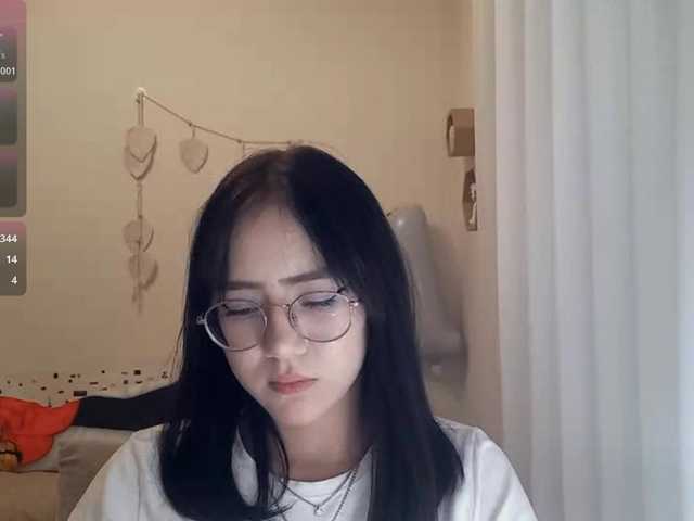 MyrleHenggeler live cam on BongaCams