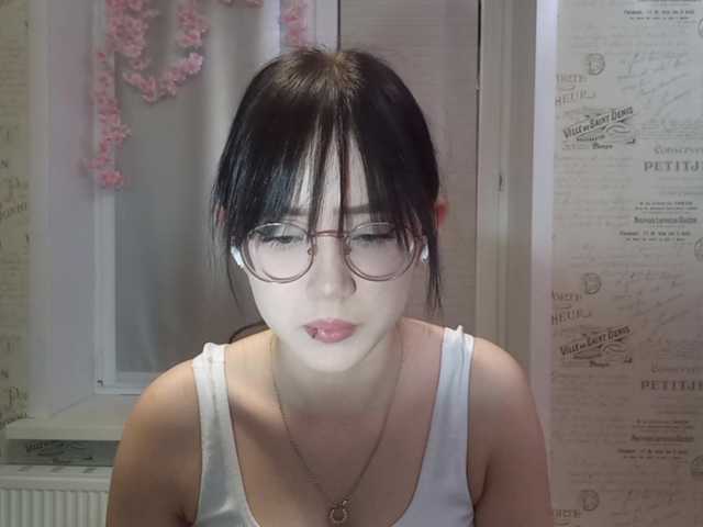 MyrleHenggeler live cam on BongaCams