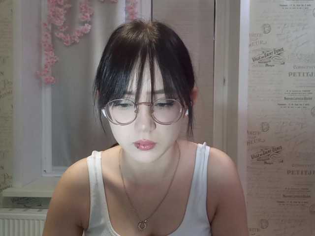 MyrleHenggeler live cam on BongaCams