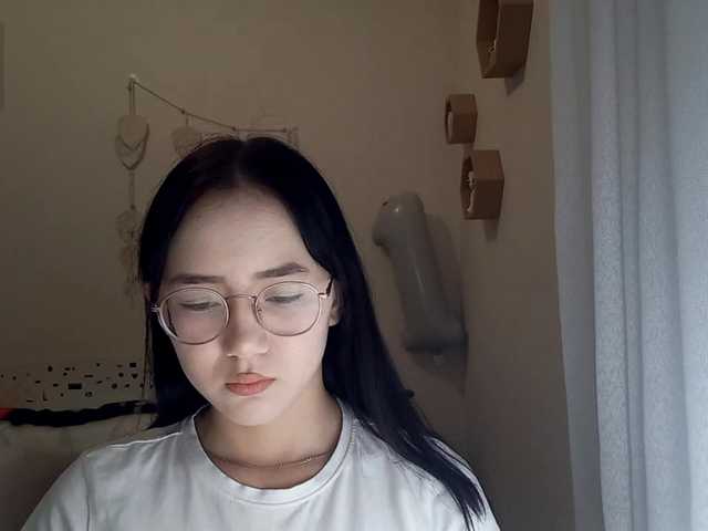 MyrleHenggeler live cam on BongaCams