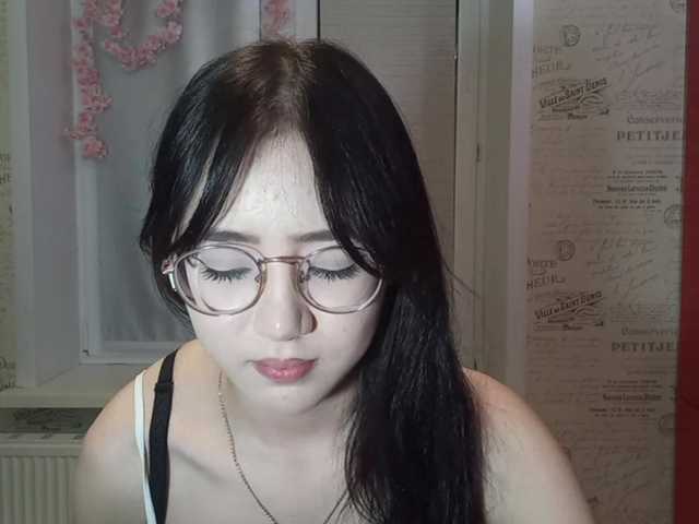 MyrleHenggeler live cam on BongaCams
