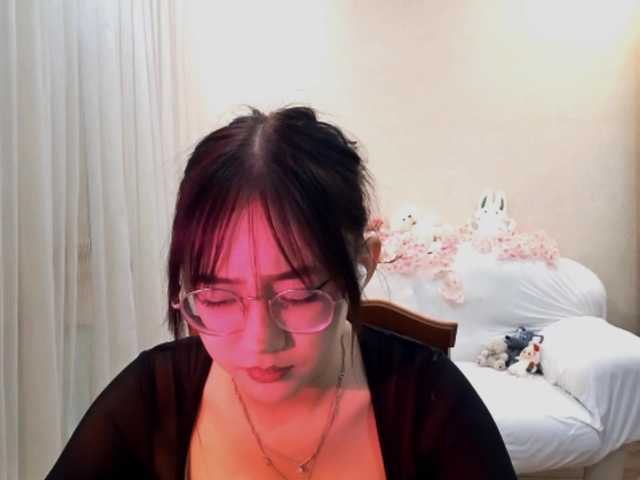 MyrleHenggeler live cam on BongaCams