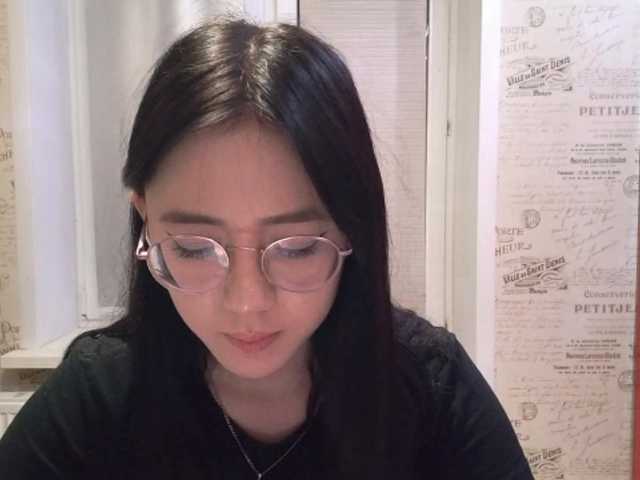 MyrleHenggeler live cam on BongaCams
