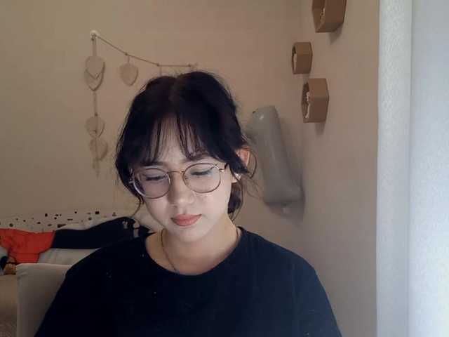 MyrleHenggeler live cam on BongaCams