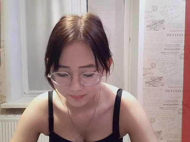 MyrleHenggeler live cam on BongaCams