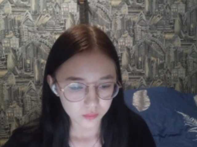MyrleHenggeler live cam on BongaCams