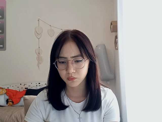 MyrleHenggeler live webcam show
