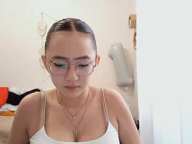 MyrleHenggeler live cam on BongaCams
