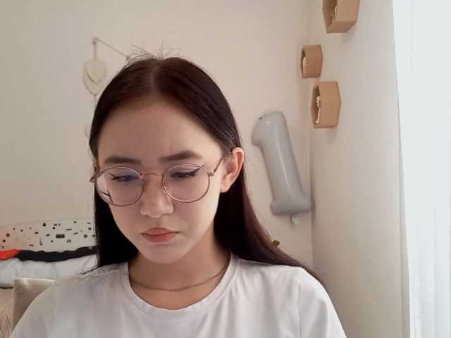 MyrleHenggeler live cam on BongaCams