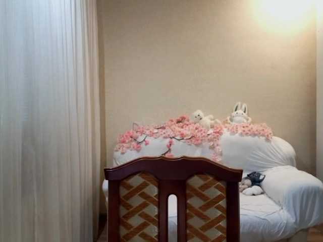 MyrleHenggeler live cam on BongaCams