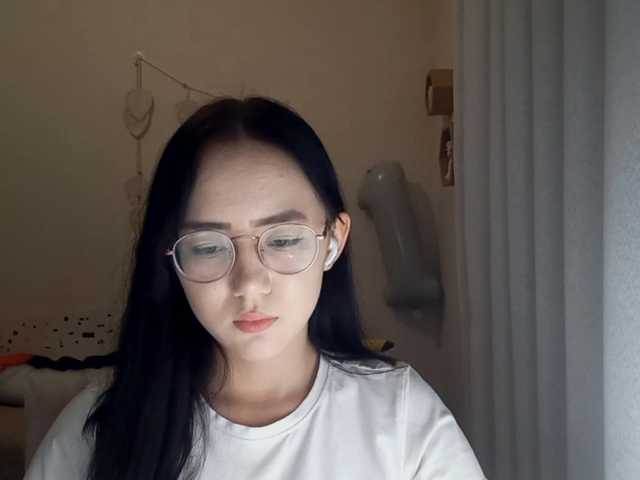 MyrleHenggeler live cam on BongaCams