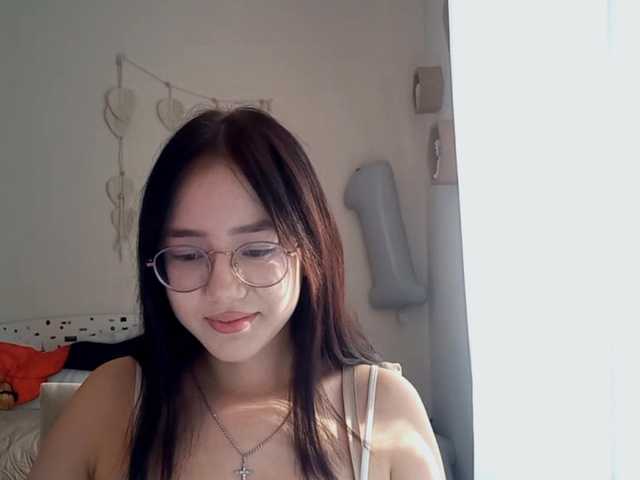 MyrleHenggeler live cam on BongaCams