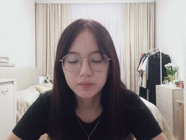 MyrleHenggeler live cam on BongaCams