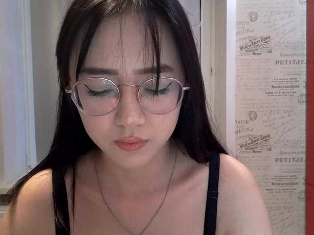 MyrleHenggeler live cam on BongaCams
